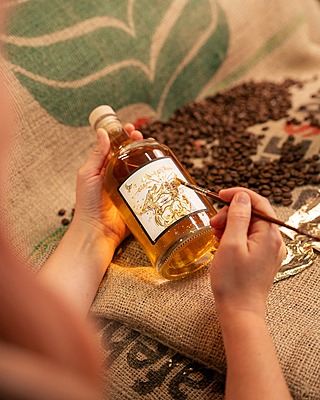 EAU-DE-VIE DE GRAINS AU CAFÉ (web)